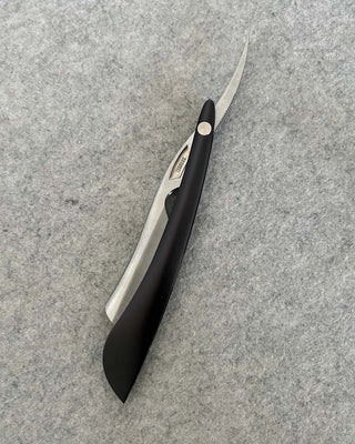 NEW Essence Razor 2021